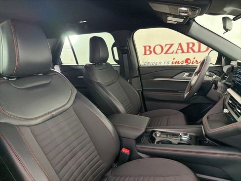 Used 2025 Ford Explorer ST-Line RWD image 14
