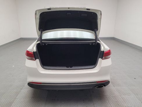 Used 2016 Kia Optima LX image 29