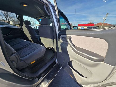 Used 2004 Toyota Tundra SR5 AWD/4WD image 16