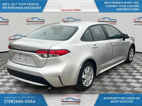 Used 2022 Toyota Corolla LE image 4