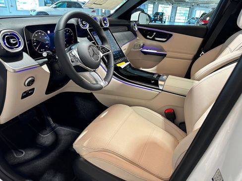 New 2026 Mercedes-Benz GLC 300 4MATIC image 7