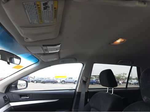 Used 2013 Subaru Outback 2.5i Premium w/ All-Weather Pkg image 15