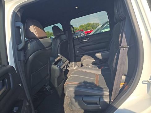 Certified 2025 Nissan Armada SL w/ Captain's Chari Seat Package AWD/4WD image 3