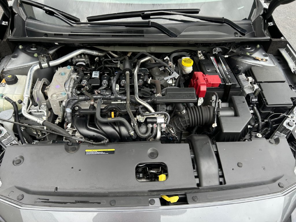Used 2025 Nissan Sentra SV FWD image 17