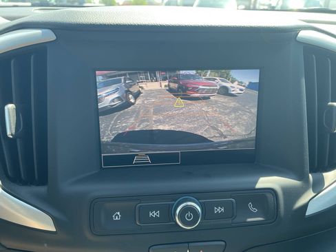 Used 2024 GMC Terrain SLE w/ Driver Convenience Package AWD/4WD image 21