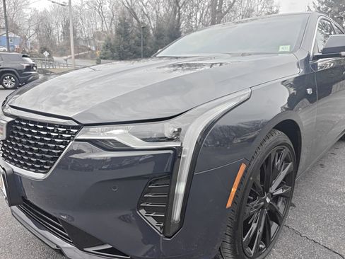 Used 2025 Cadillac CT4 Premium Luxury image 11