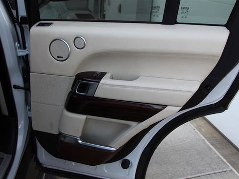 Used 2015 Land Rover Range Rover Autobiography AWD/4WD image 42