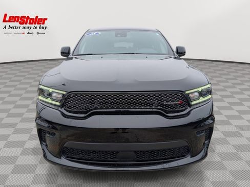 Used 2025 Dodge Durango AWD w/ Technology Group image 8