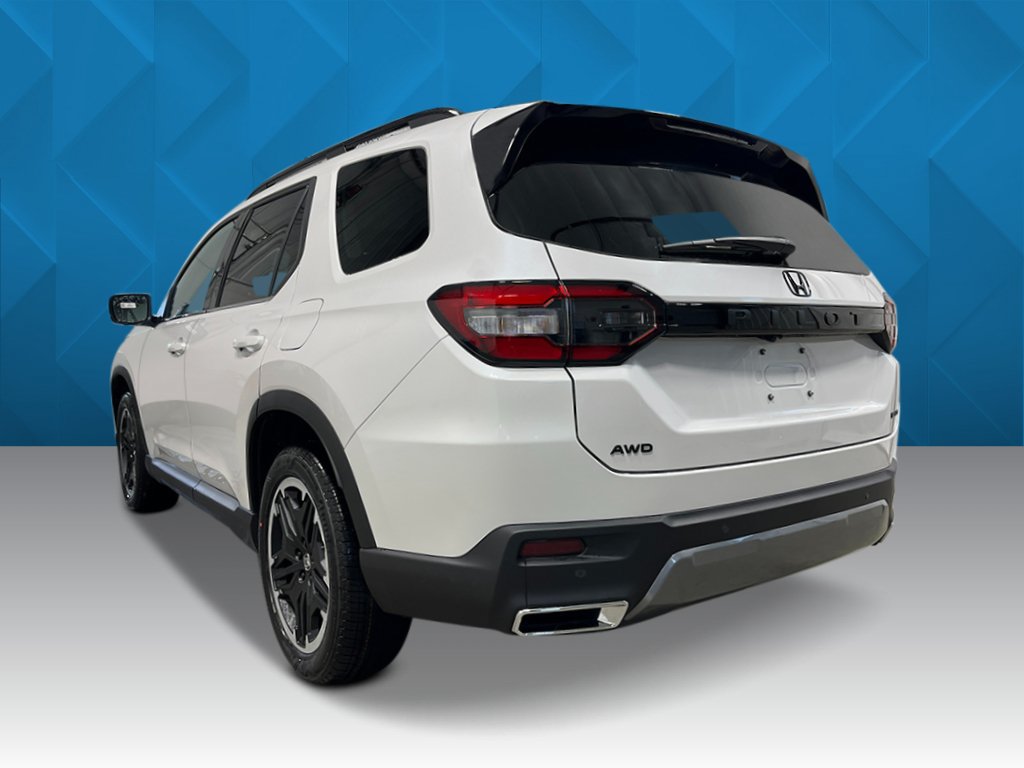 New 2026 Honda Pilot Touring image 7
