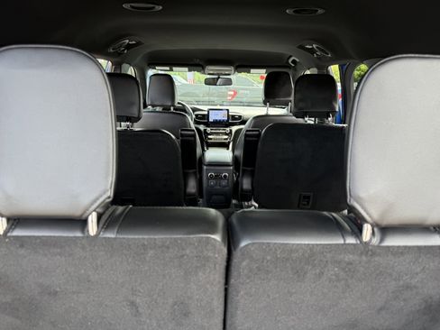 Used 2022 Ford Explorer ST-Line w/ Class IV Trailer Tow Package image 16