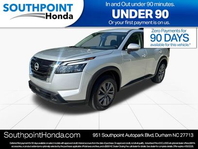 Used 2025 Nissan Pathfinder SV