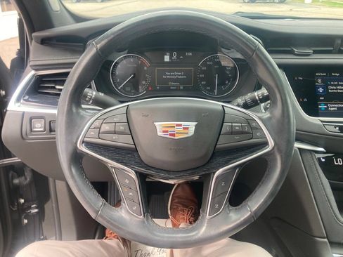 Used 2024 Cadillac XT5 Premium Luxury w/ LPO, Floor Liner Package AWD/4WD image 27