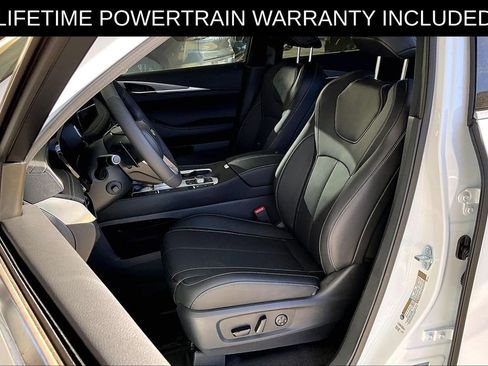 Certified 2026 INFINITI QX60 Luxe w/ Cargo Package FWD image 17