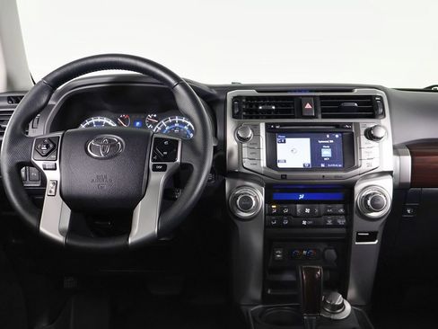 Used 2015 Toyota 4Runner Limited AWD/4WD image 24