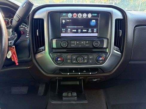 Used 2018 Chevrolet Silverado 1500 LT w/ All Star Edition image 20