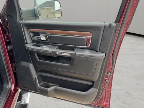 Used 2016 RAM 1500 Laramie w/ Convenience Group AWD/4WD image 14