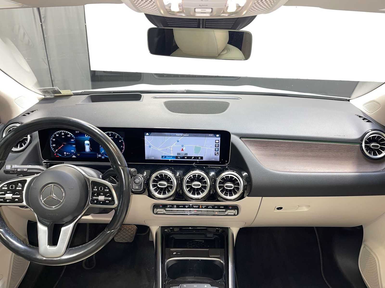 Used 2021 Mercedes-Benz GLA 250 4MATIC image 10