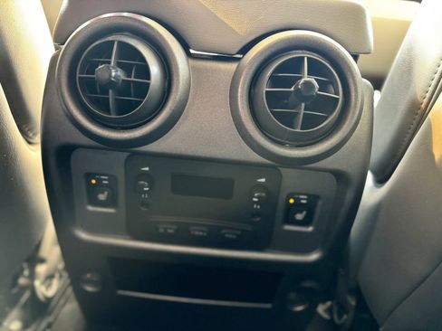 Used 2003 HUMMER H2 w/ Preferred Equipment Group image 20