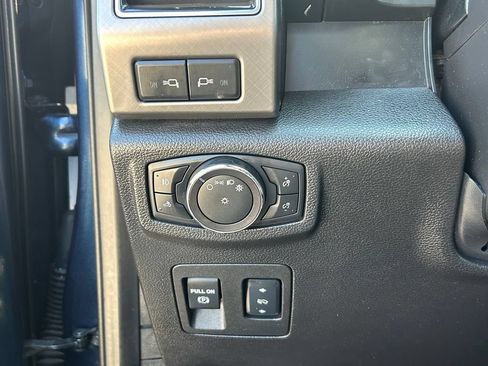 Used 2018 Ford F150 Limited w/ Trailer Tow Package AWD/4WD image 15