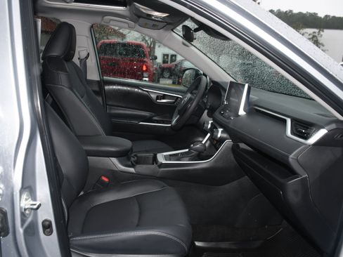 Certified 2023 Toyota RAV4 XLE Premium image 22