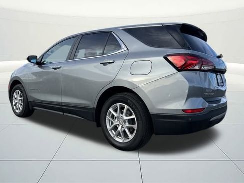Used 2023 Chevrolet Equinox LT image 3