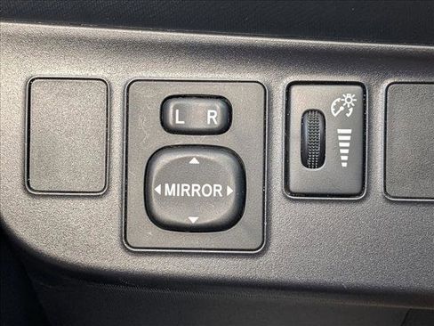 Used 2016 Toyota Prius C Two image 15