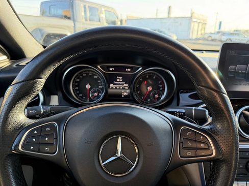 Used 2017 Mercedes-Benz CLA 250 4MATIC image 10