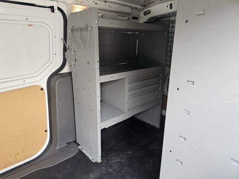 Used 2020 Ford Transit Connect XL FWD image 22