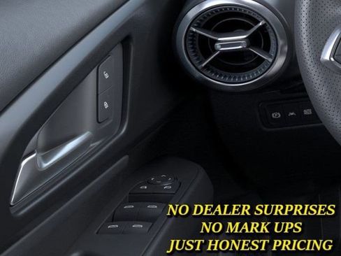 New 2026 Chevrolet Equinox EV LT image 22