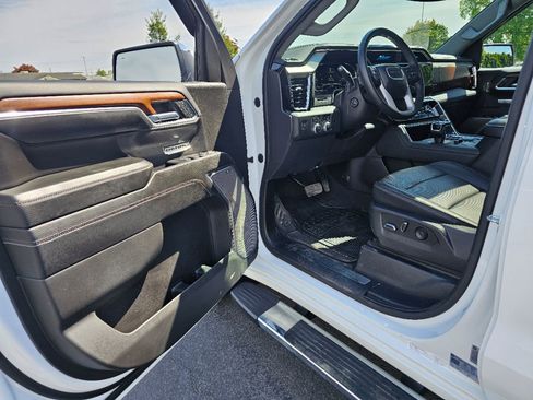 Used 2023 GMC Sierra 1500 Denali image 26
