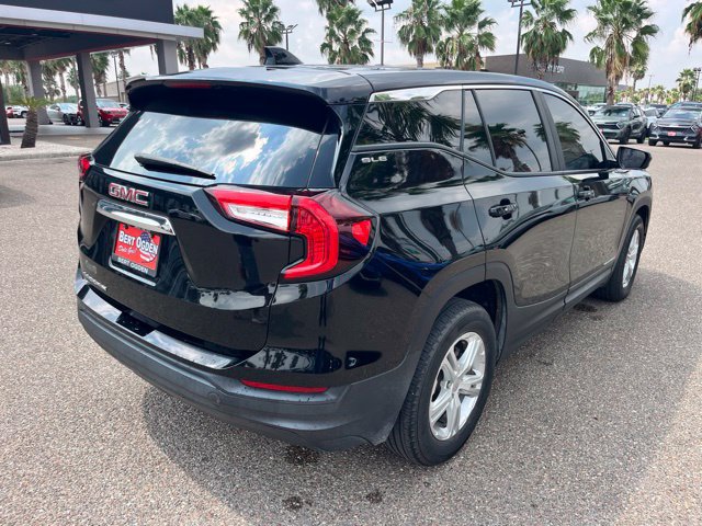 Used 2024 GMC Terrain SLE w/ LPO, Floor Liner Package FWD image 6