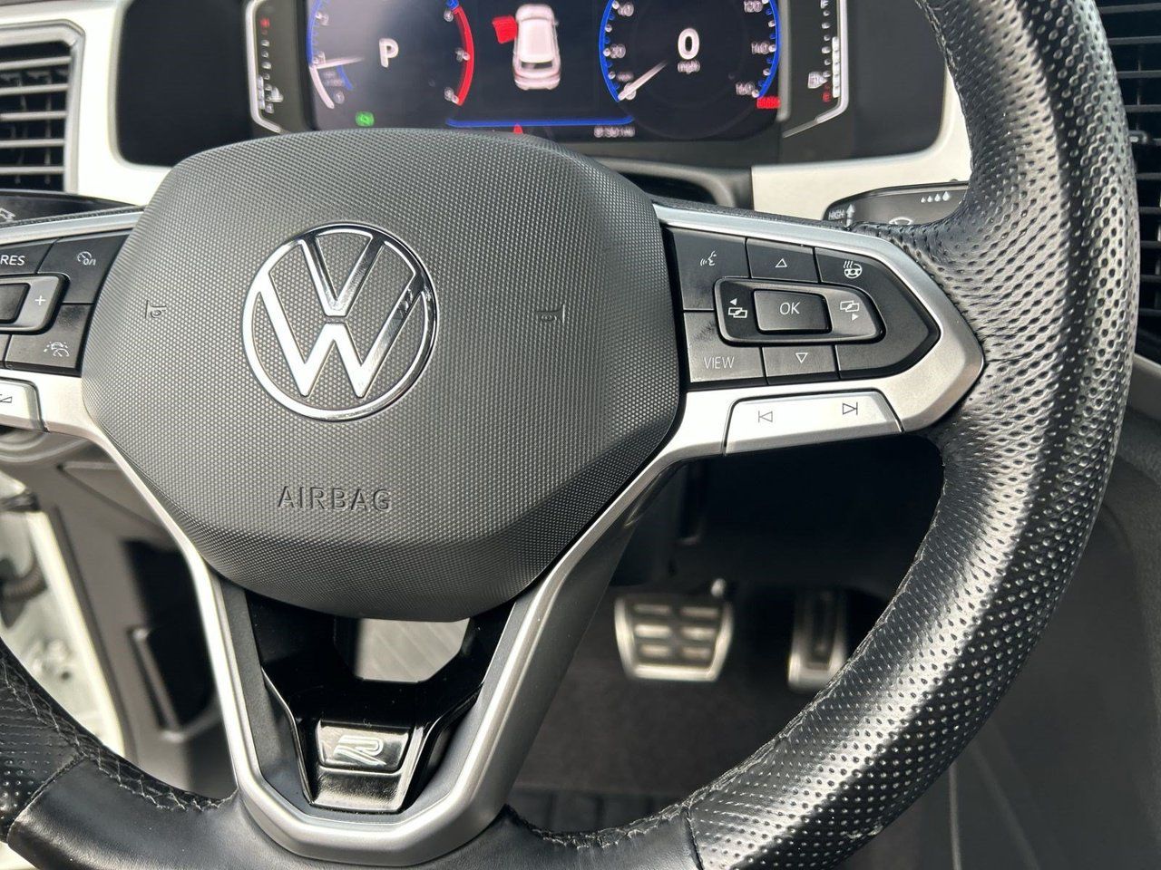 Used 2021 Volkswagen Atlas Cross Sport SEL Premium R-Line AWD/4WD image 22
