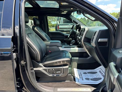 Used 2017 Ford F150 Platinum w/ Equipment Group 701A Luxury RWD image 32