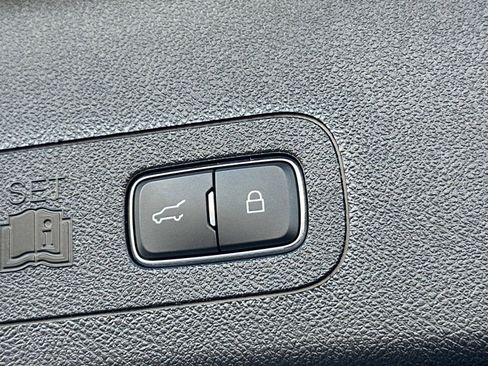 Used 2022 Lincoln Aviator Reserve w/ Equipment Group 201A image 25