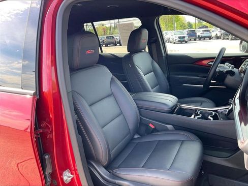 Used 2025 Chevrolet Traverse Z71 w/ Enhanced Driving Package AWD/4WD image 10