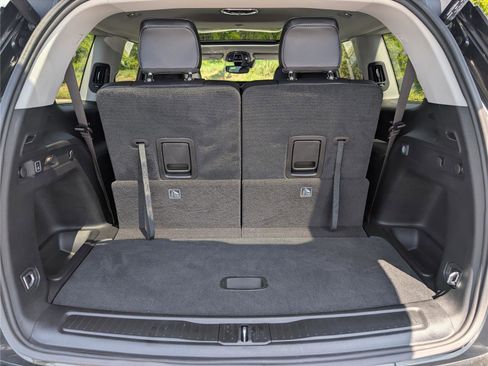 Used 2023 Jeep Grand Cherokee L Limited AWD/4WD image 14