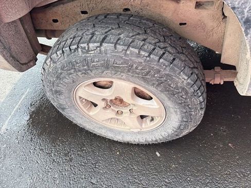 Used 2006 GMC Canyon SL image 13