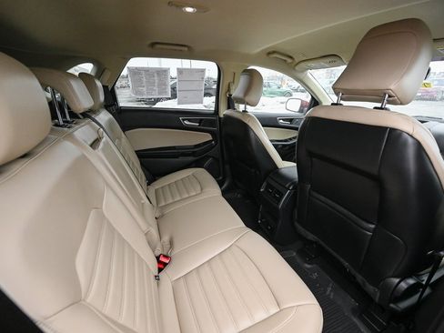 Certified 2024 Ford Edge SEL w/ Convenience Package image 28