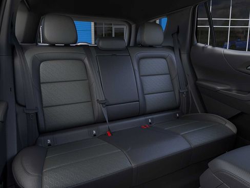 New 2026 Chevrolet Equinox LT w/ Convenience Package II AWD/4WD image 17