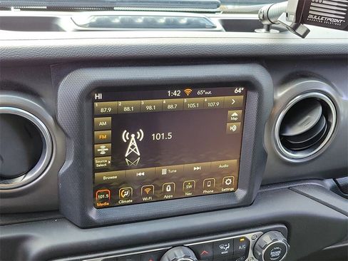 Used 2023 Jeep Wrangler Unlimited Rubicon 4xe w/ Steel Bumper Group image 24