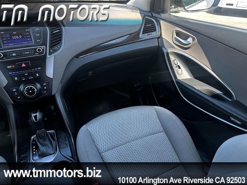 Used 2018 Hyundai Santa Fe Sport AWD/4WD image 12