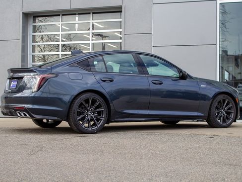 Used 2025 Cadillac CT5 V image 10