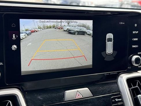 Used 2023 Kia Sorento S w/ Panoramic Sunroof Package image 21