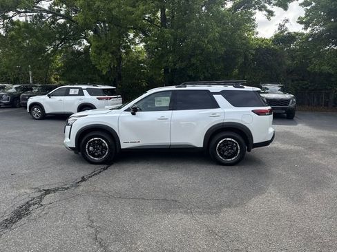 New 2026 Nissan Pathfinder Rock Creek AWD/4WD image 8
