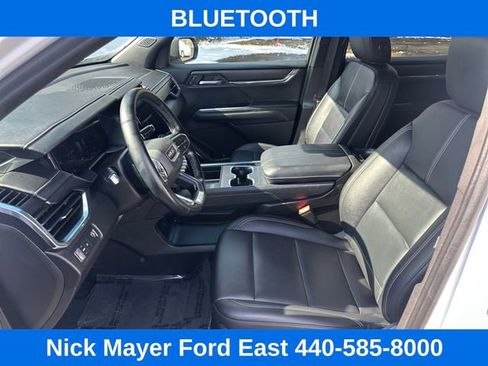 Used 2024 GMC Acadia Elevation FWD image 17