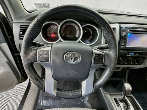 Used 2013 Toyota Tacoma 4x4 Double Cab w/ SR5 Pkg image 11