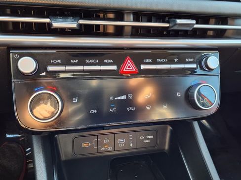 Used 2025 Hyundai Tucson SEL FWD image 9