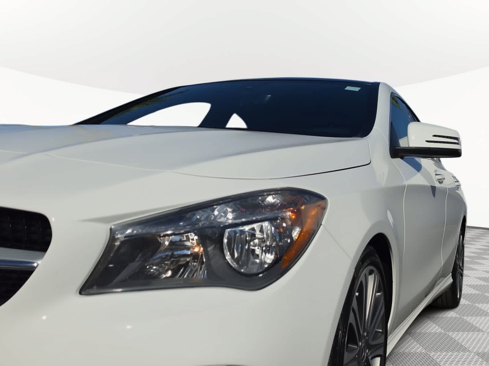 Used 2019 Mercedes-Benz CLA 250 image 4