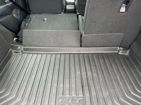 Used 2020 Honda Fit EX image 17