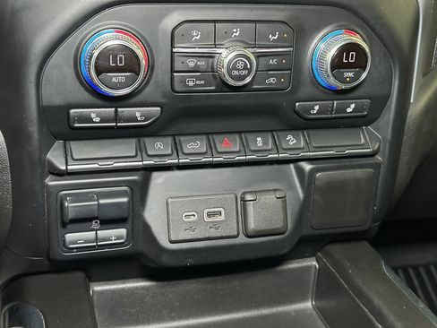 Used 2021 GMC Sierra 1500 Elevation w/ X31 Off-Road Package AWD/4WD image 30